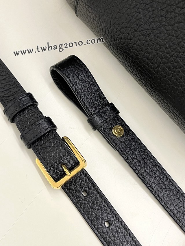 Dior专柜新款迪奥高仿原单Signature系列水桶包 djfk1686